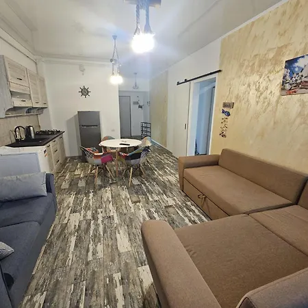 Apartment Mirage