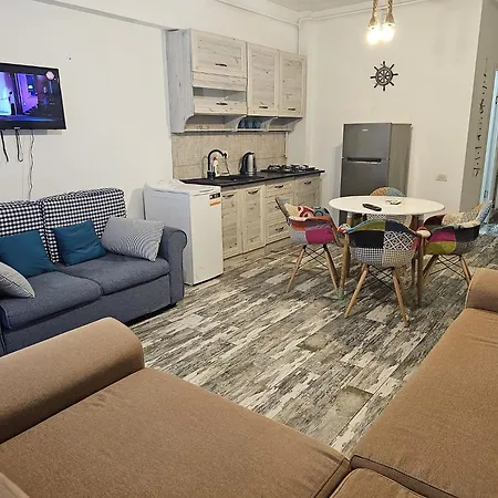 Apartment Mirage *